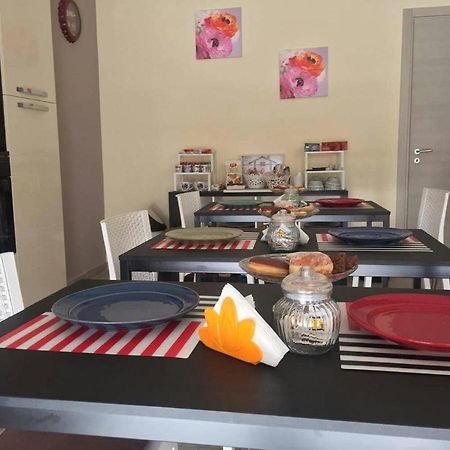Bed and Breakfast Mariane Фавара Экстерьер фото